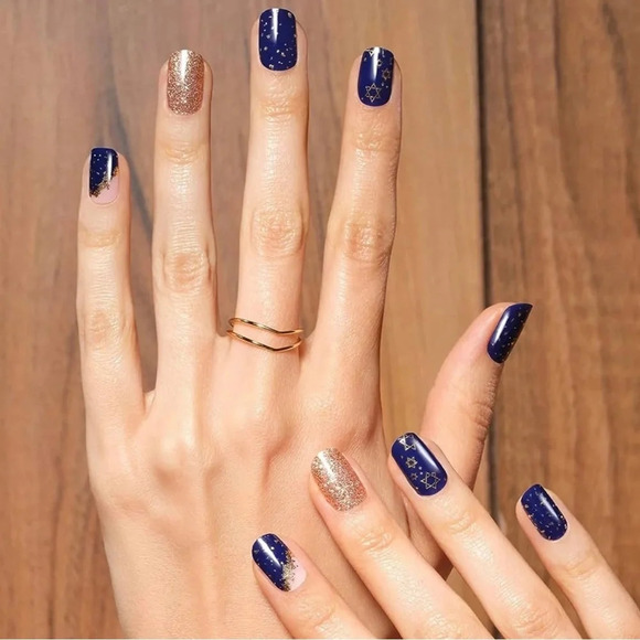 Dashing Diva Candlelit Night ultra shine gel nail strips - Picture 2 of 4